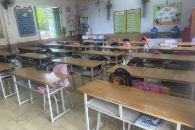 Không gian lớp 2C sau giờ tan trường . Các con HS thật gọn gàng ngăn nắp đấy ạ !